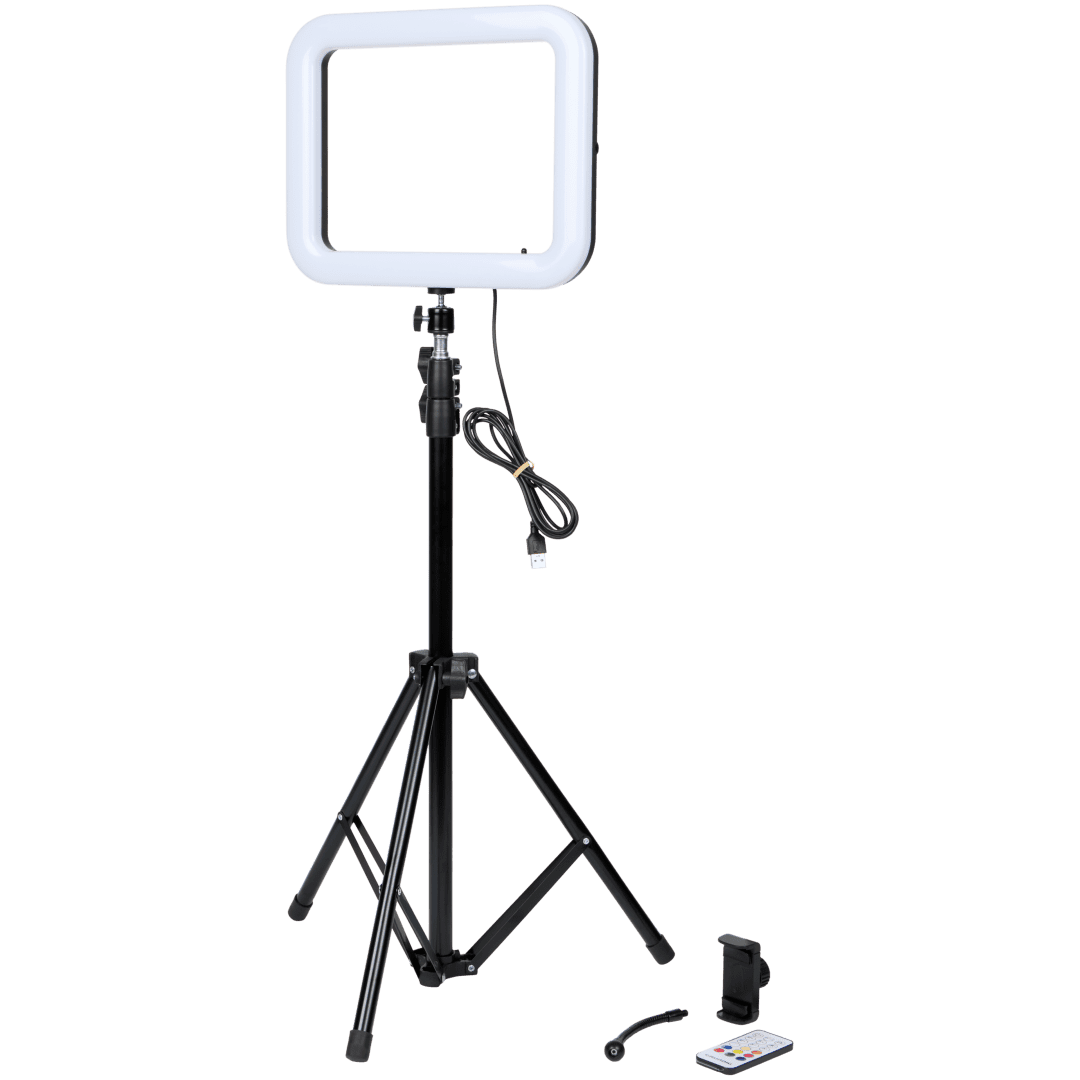 Lampa Grundig patrata cu trepied pe fundal transparent